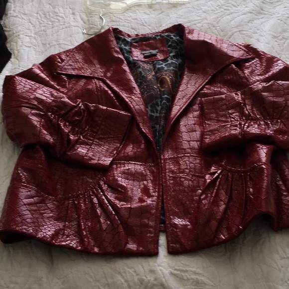 Jacket - Picture 5 of 5